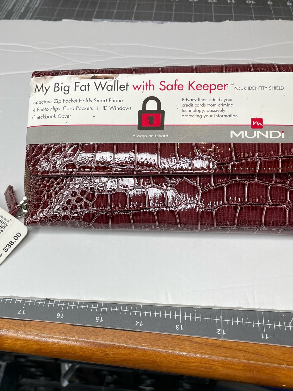 Mundi My Big Fat Wallet with Safe Keeper Burgundy Croc-Embossed NWT